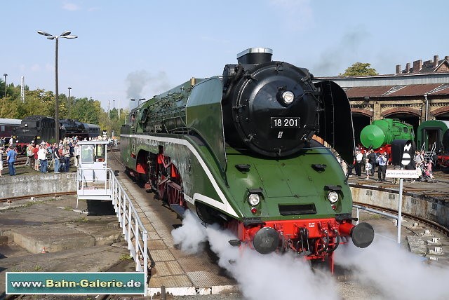 Dampflok 18 201 der Deutschen Reichsbahn - Bahn-Galerie.de Dampflok 18 201 der Deutschen Reichsbahn - Bahn-Galerie.de