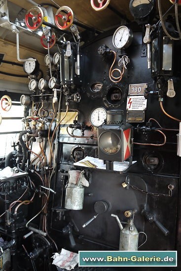 Dampflok 18 201 der Deutschen Reichsbahn - Bahn-Galerie.de Dampflok 18 201 der Deutschen Reichsbahn - Bahn-Galerie.de