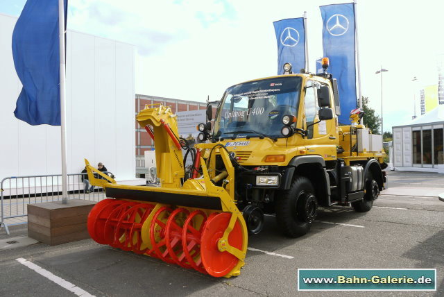 Zweiwege-Lkw Unimog U 400 Schneefräsese Zweiwege-Lkw Unimog U 400 Schneefräse - Bahn-Galerie.de