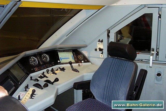 Baureihe 401 - Führerstand - Bahn-Galerie.de