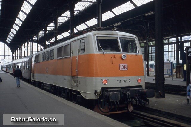 Baureihe 111 163 am 07.10.1995 in Kiel - Foto: Olaf Hoell 111 163 am 07.10.1995 in Kiel - Foto: Olaf Hoell